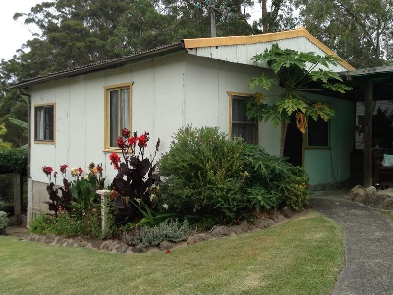 22 Serpentine Rd, Erina Heights NSW 2260