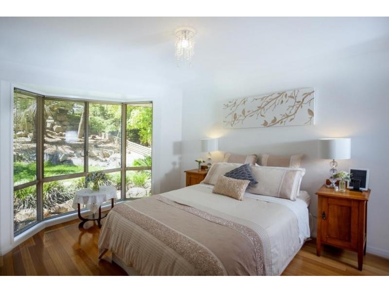 22 Broadwater Dr, Saratoga NSW 2251