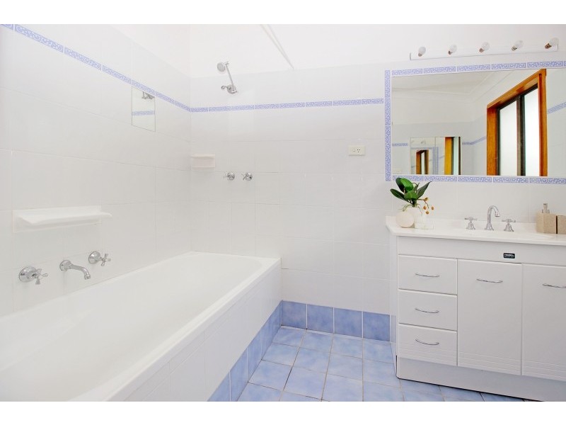 38 Mirreen Ave, Davistown NSW 2251