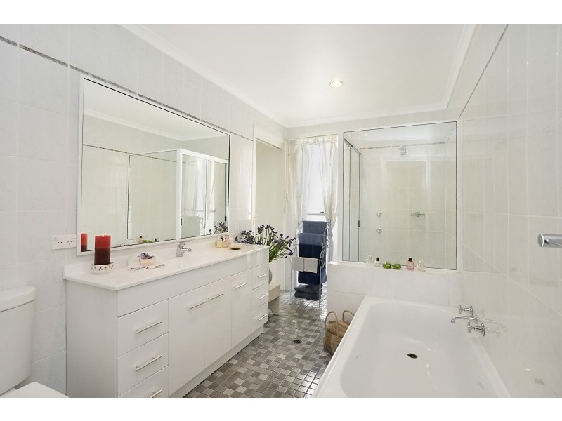 143 Broadwater Dr, Saratoga NSW 2251