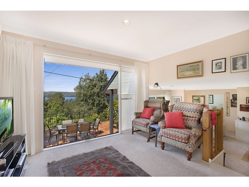 143 Broadwater Dr, Saratoga NSW 2251