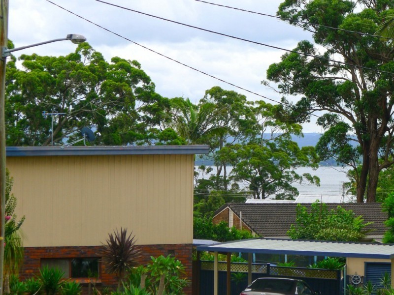 2a Hopkins Pl, Saratoga NSW 2251