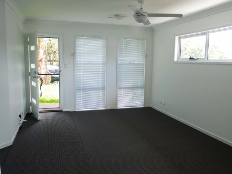 2a Hopkins Pl, Saratoga NSW 2251