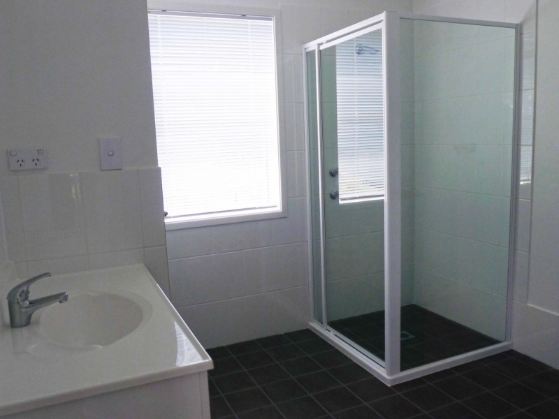 2a Hopkins Pl, Saratoga NSW 2251