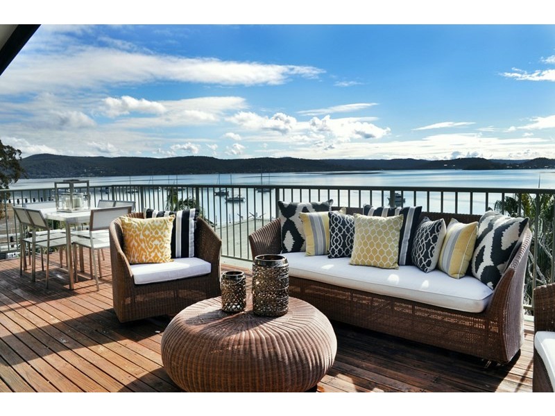 97 Steyne Rd, Saratoga NSW 2251