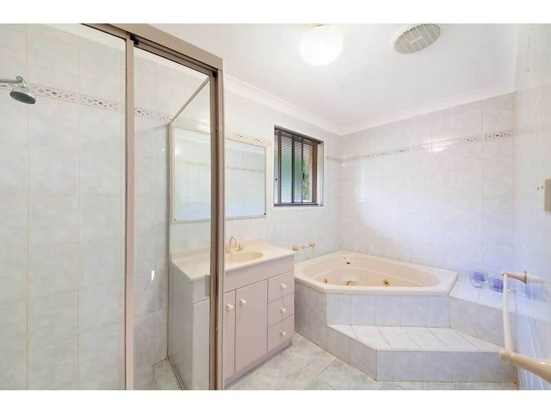 3 Mount Place, Green Point NSW 2251