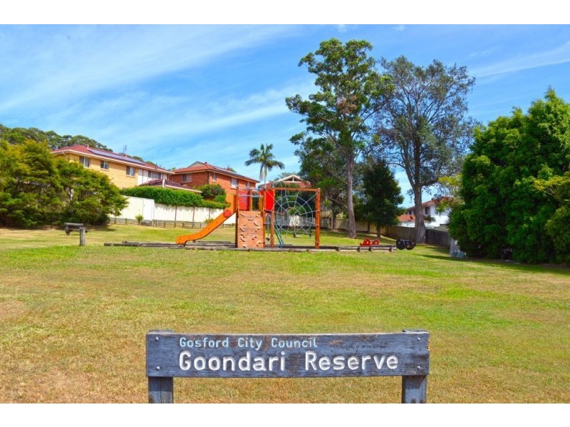 3 Mount Place, Green Point NSW 2251