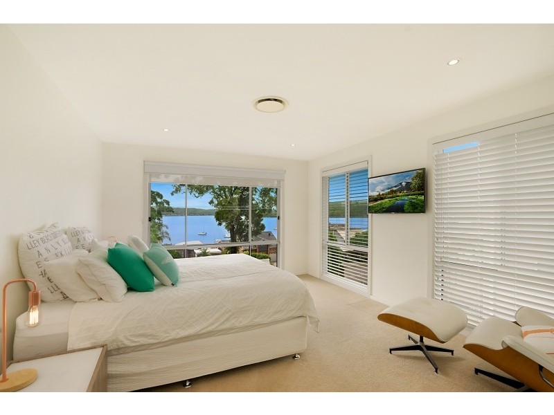 74 Steyne Rd, Saratoga NSW 2251