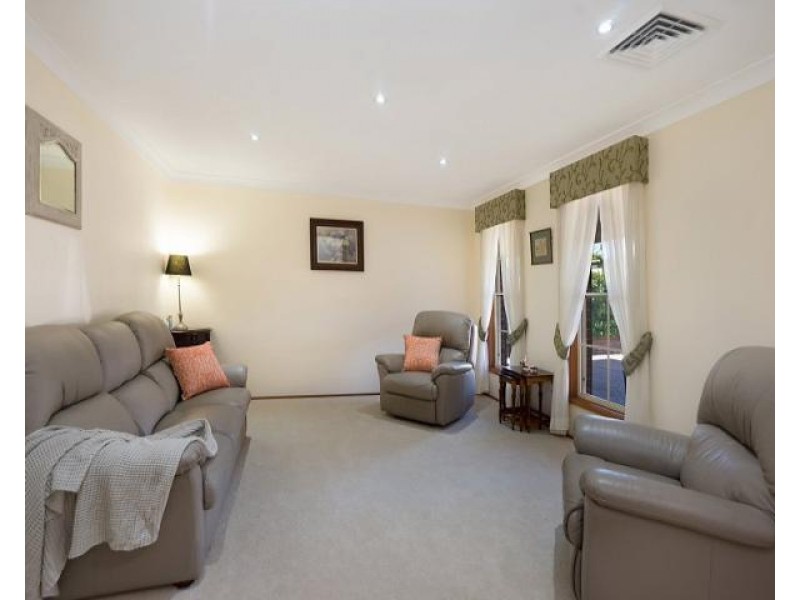 10 Kyeema, Saratoga NSW 2251