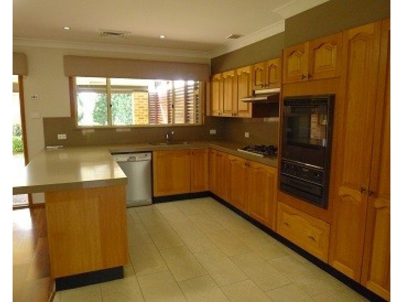 10 Kyeema, Saratoga NSW 2251