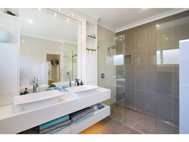 5 Malinya Rd, Davistown NSW 2251