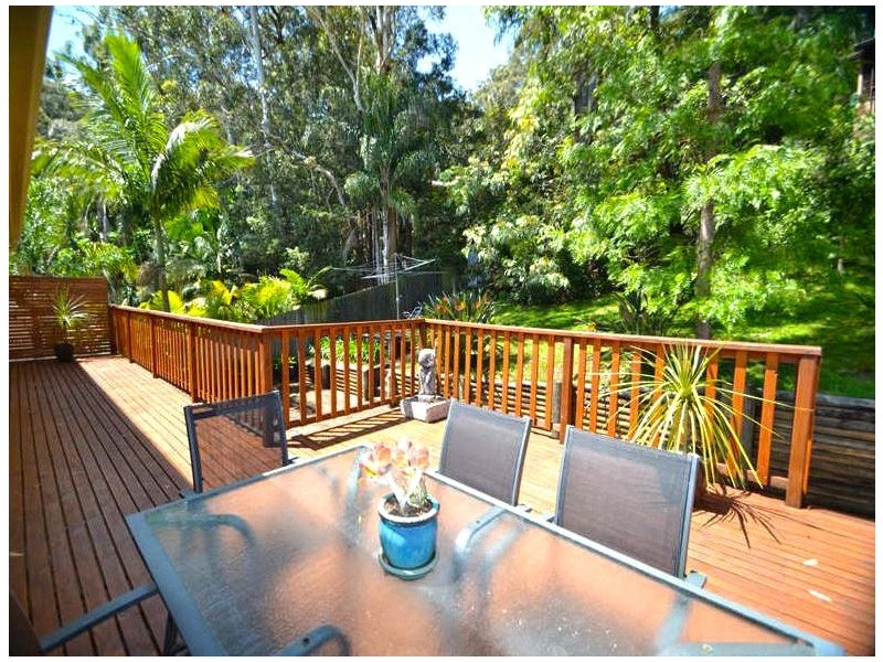 113 Lakeshore Dr, North Avoca NSW 2260
