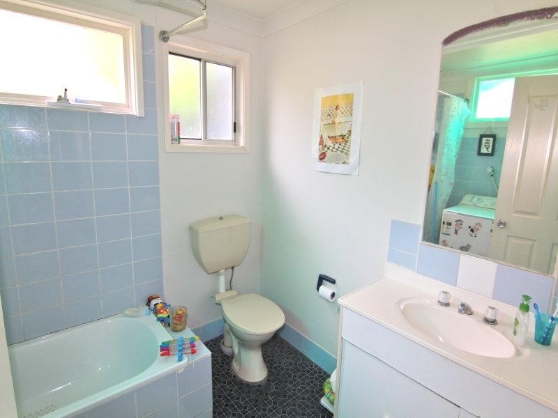 66 View Pde, Saratoga NSW 2251