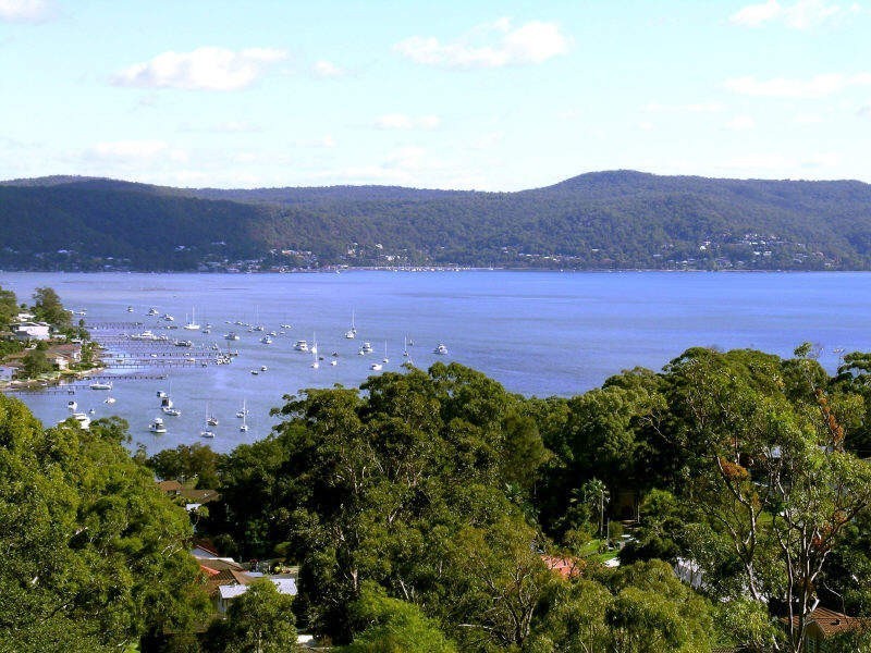 28 Llewellyn St, Saratoga NSW 2251