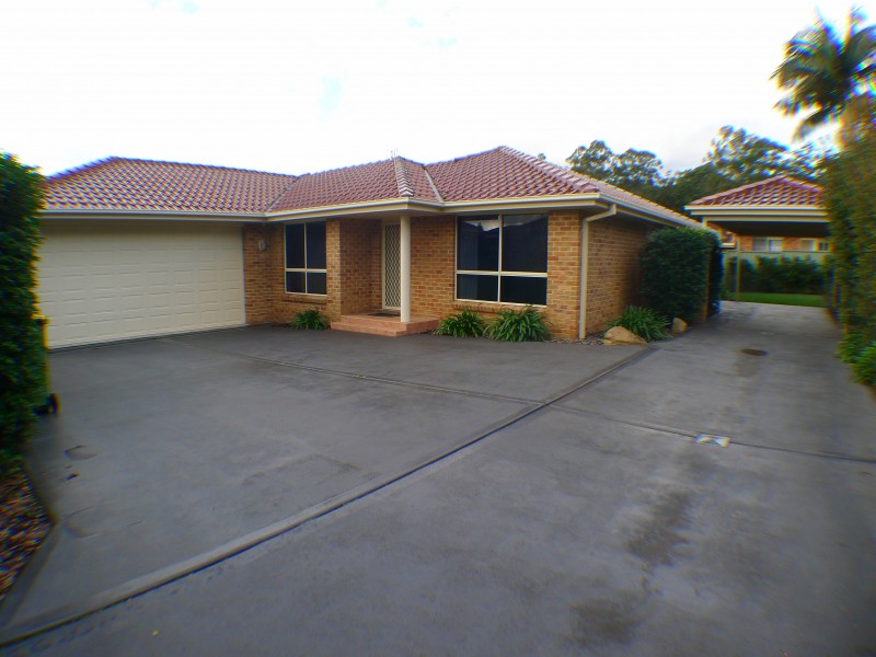 19 Meredith Pl, Green Point NSW 2251