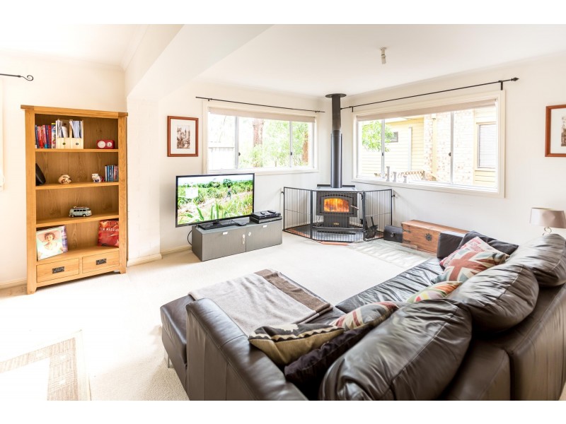 41 Plateau Rd, North Gosford NSW 2250