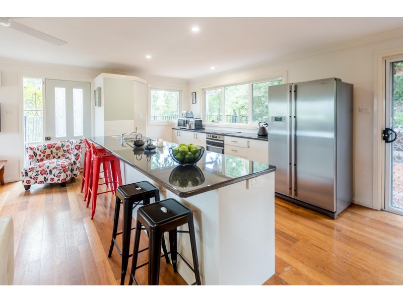 41 Plateau Rd, North Gosford NSW 2250