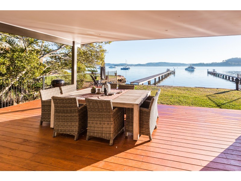 39 Steyne Rd, Saratoga NSW 2251