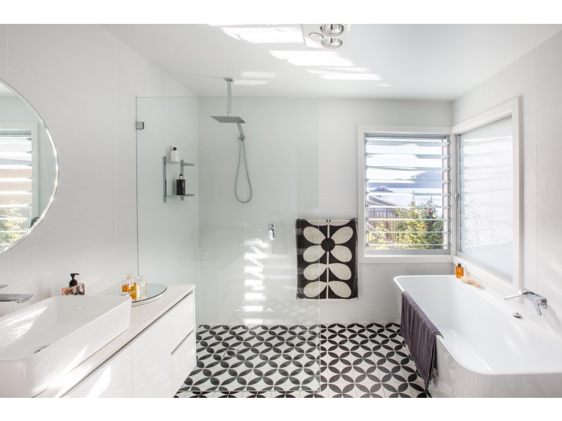 39 Steyne Rd, Saratoga NSW 2251