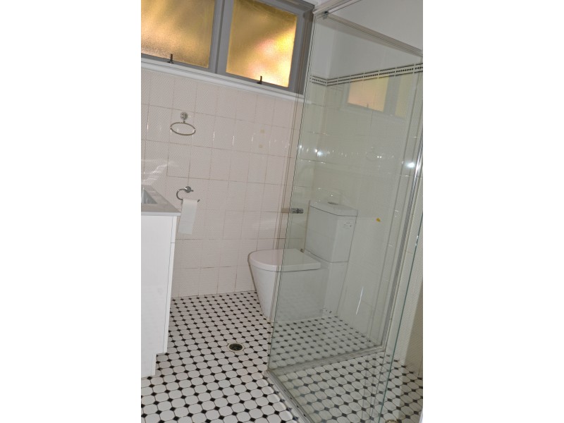 6 Wilkie King Ave, Saratoga NSW 2251