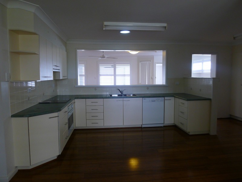 6 Steyne Rd, Saratoga NSW 2251