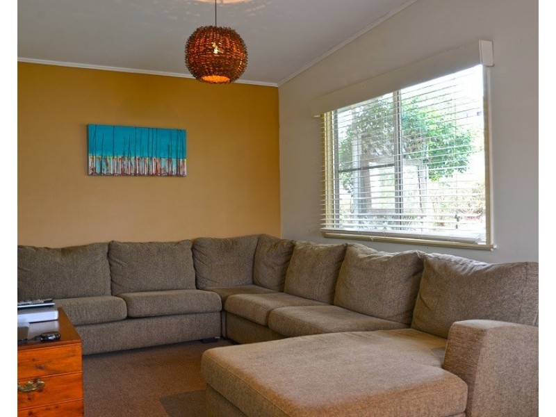 2 Julie St, Saratoga NSW 2251