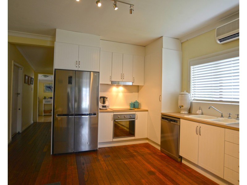 33 Kincumber Cr, Davistown NSW 2251