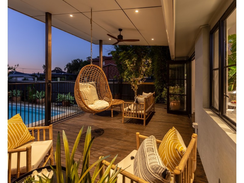 61 Patrick Cr, Saratoga NSW 2251