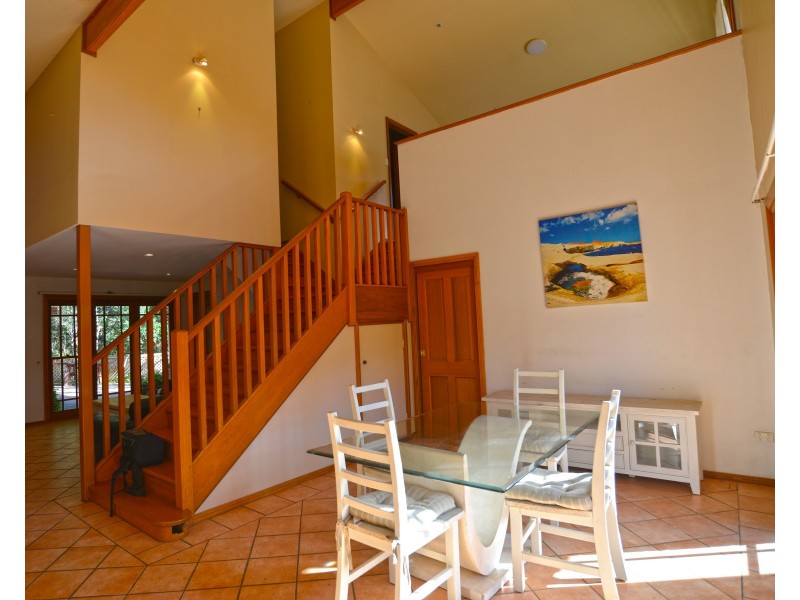 19 Waldron Rd, Kincumber NSW 2251