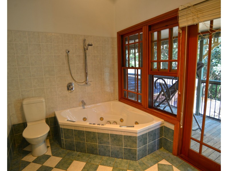 19 Waldron Rd, Kincumber NSW 2251