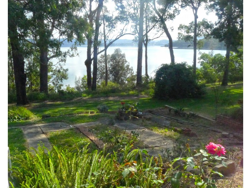 7 Wilkie King Ave, Saratoga NSW 2251