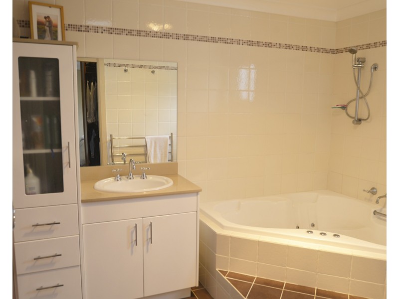 22 Pine Ave, Davistown NSW 2251
