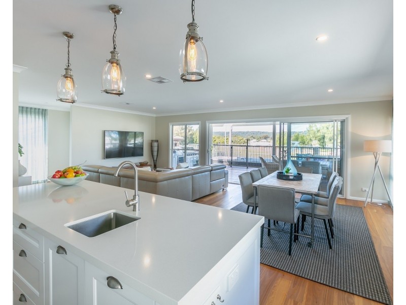 10 Illoura Reserve, Davistown NSW 2251