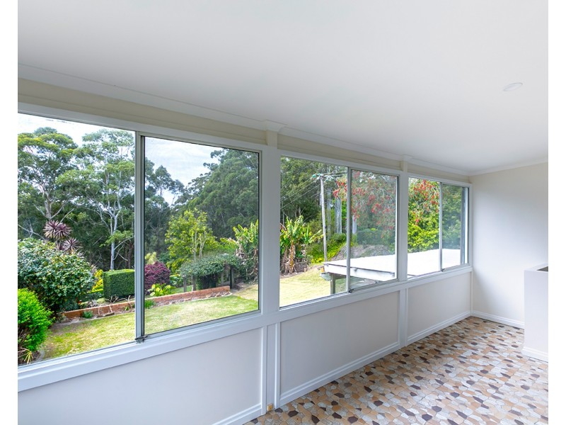 22 Serpentine Rd, Erina Heights NSW 2260