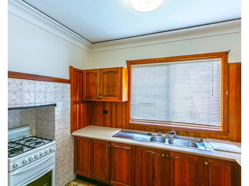 22 Serpentine Road, Erina Heights NSW 2260