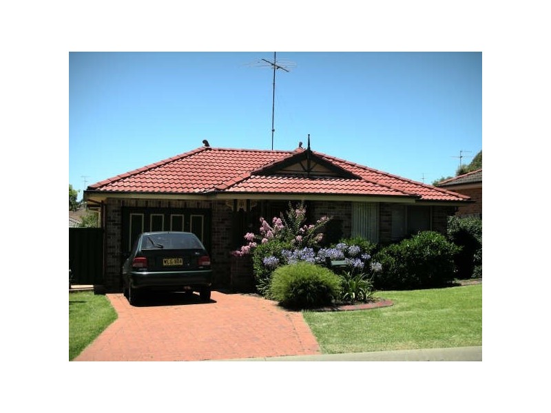 10 Jillak Close, Glenmore Park NSW 2745