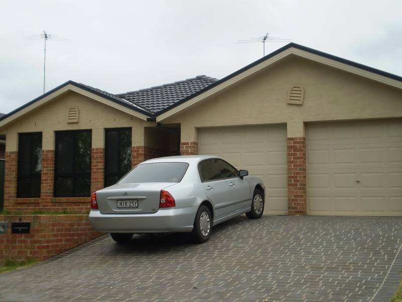 4 Narrabeen Place, Glenmore Park NSW 2745