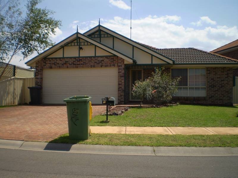 73 Kiber Drive, Glenmore Park NSW 2745