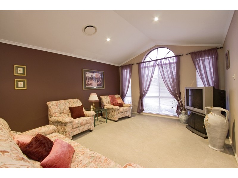 3 Binnit Place, Glenmore Park NSW 2745