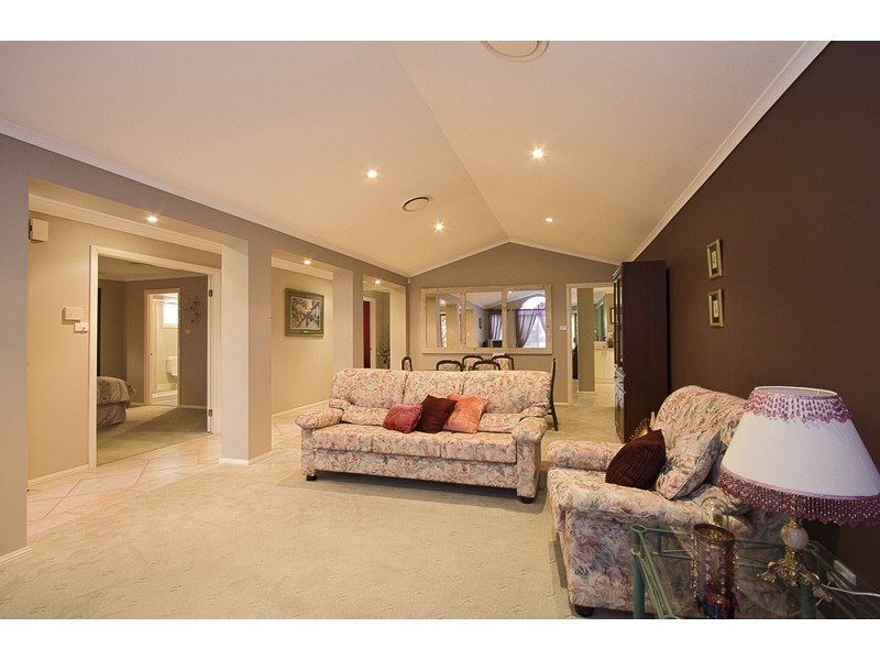 3 Binnit Place, Glenmore Park NSW 2745