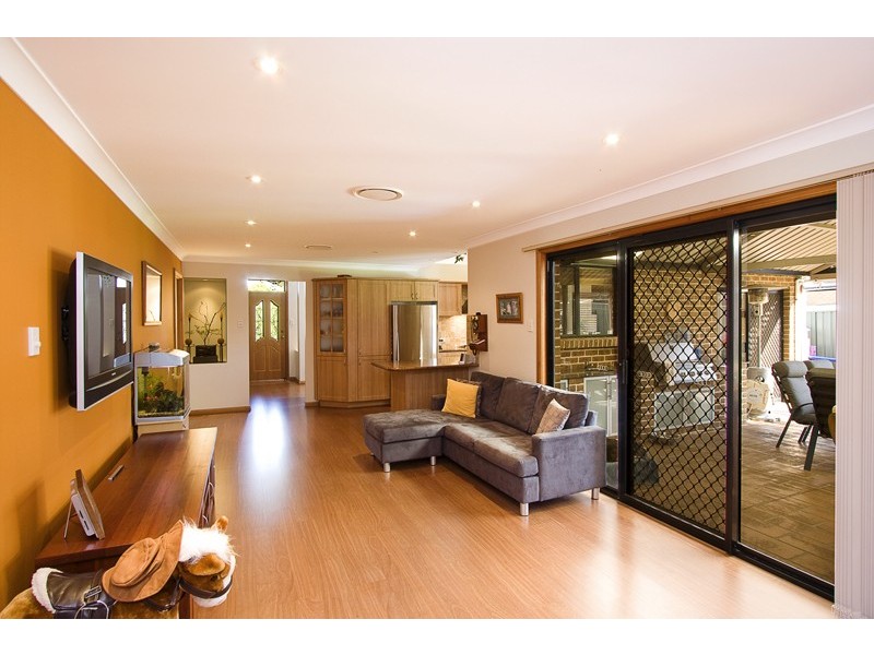 30 Torquay Terrace, Glenmore Park NSW 2745