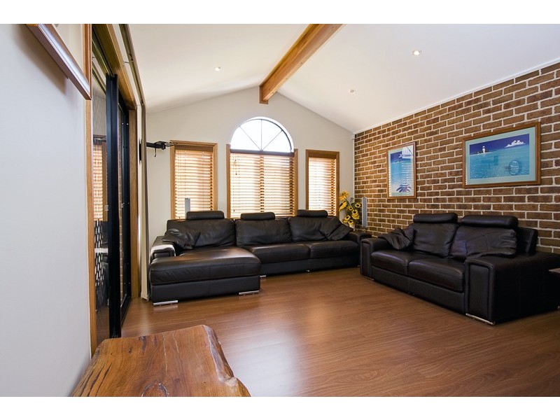 30 Torquay Terrace, Glenmore Park NSW 2745