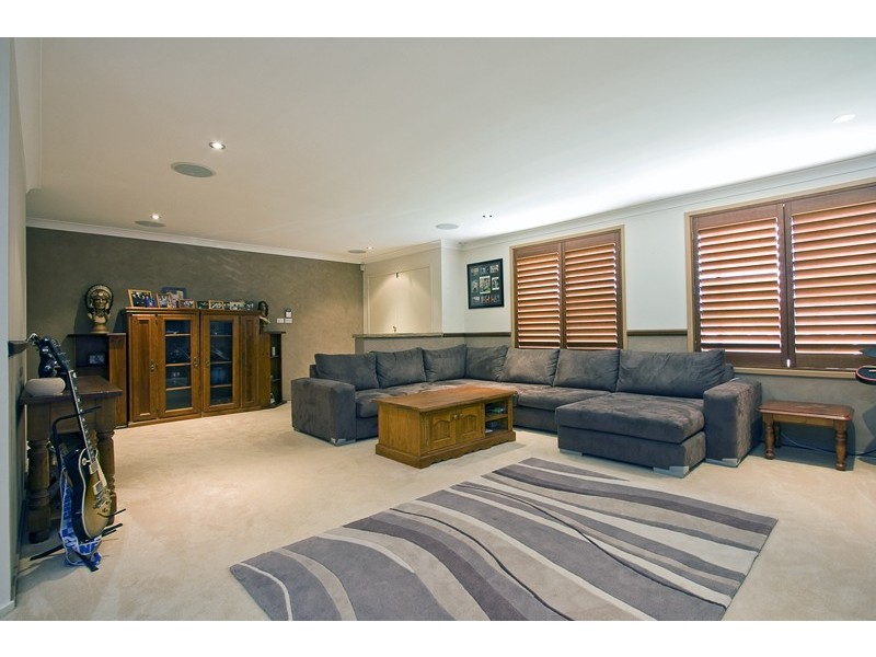 17 Yellowgum Close, Glenmore Park NSW 2745