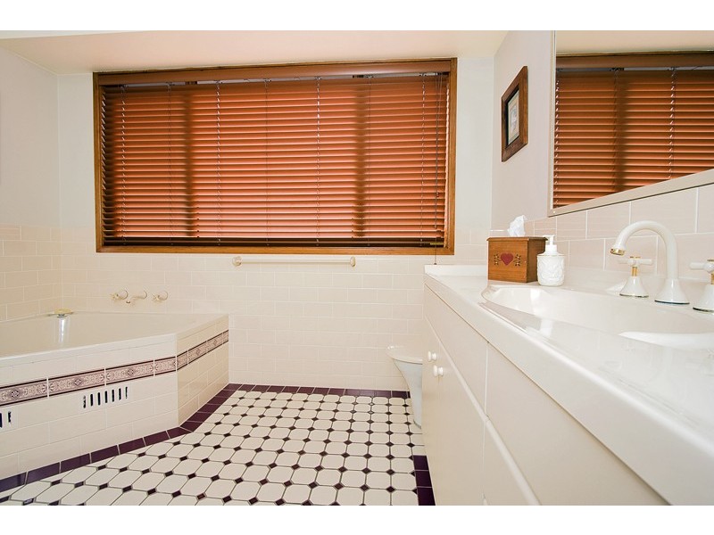 13 Bluebell Close, Glenmore Park NSW 2745