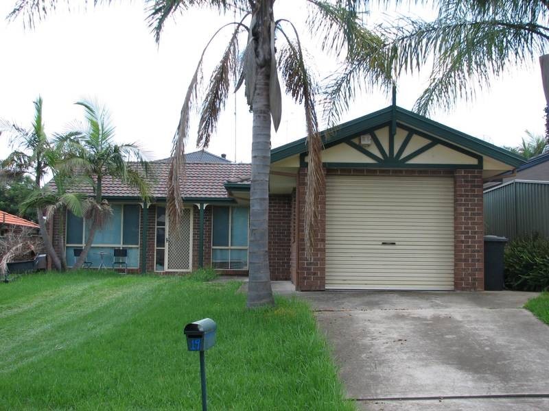 19 Allison Drive, Glenmore Park NSW 2745