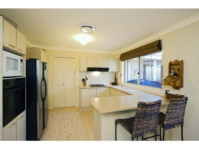 11 Riviera Place, Glenmore Park NSW 2745