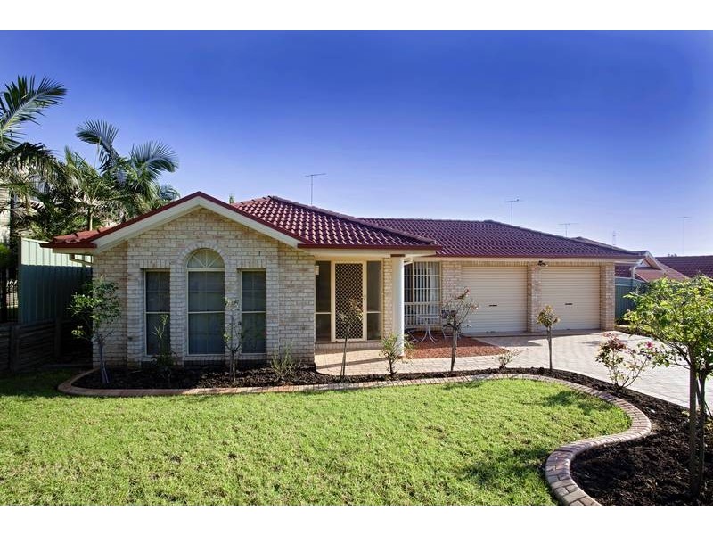 11 Thornbill Crescent, Glenmore Park NSW 2745