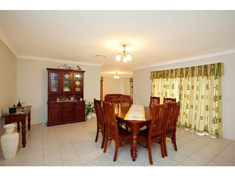 11 Thornbill Crescent, Glenmore Park NSW 2745