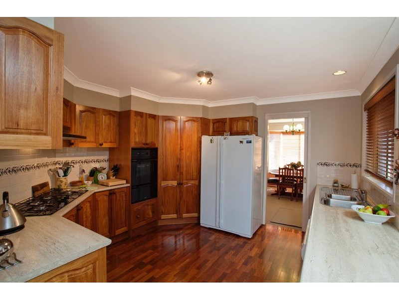 9 Giles Close, Glenmore Park NSW 2745