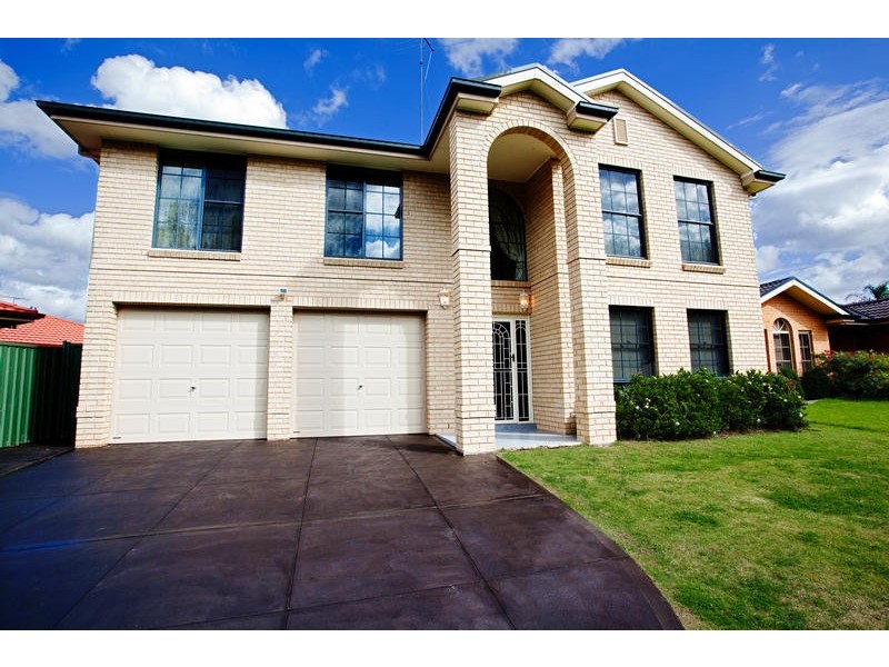 25 Wallan Avenue, Glenmore Park NSW 2745